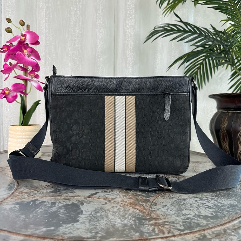 Coach Thompson Crossbody In Signature Jacquard With Varsity Stripe C5291